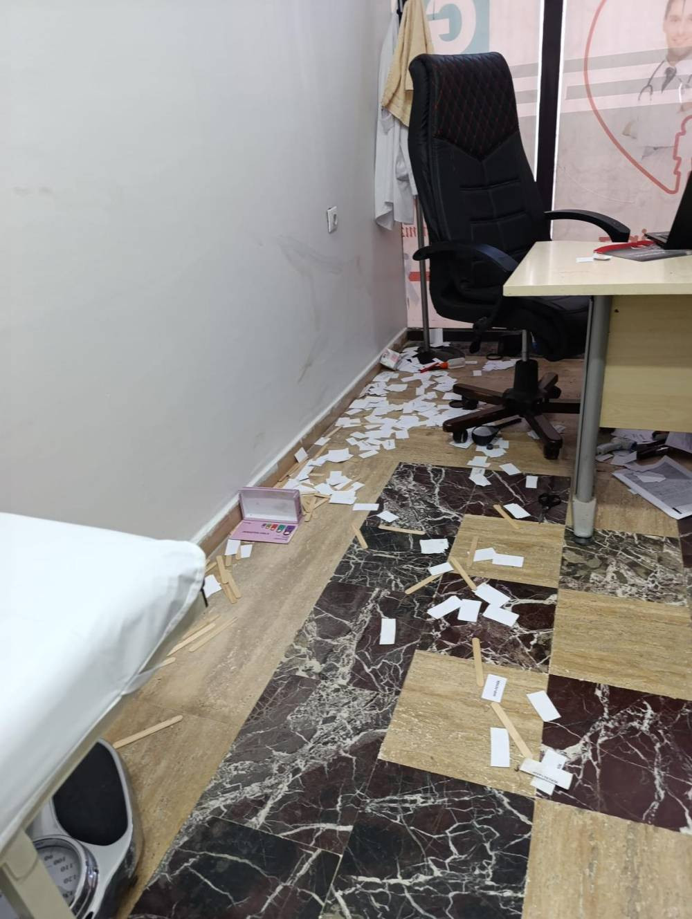 Sıra numarası kavgası kanlı bitti! Doktor yaralandı