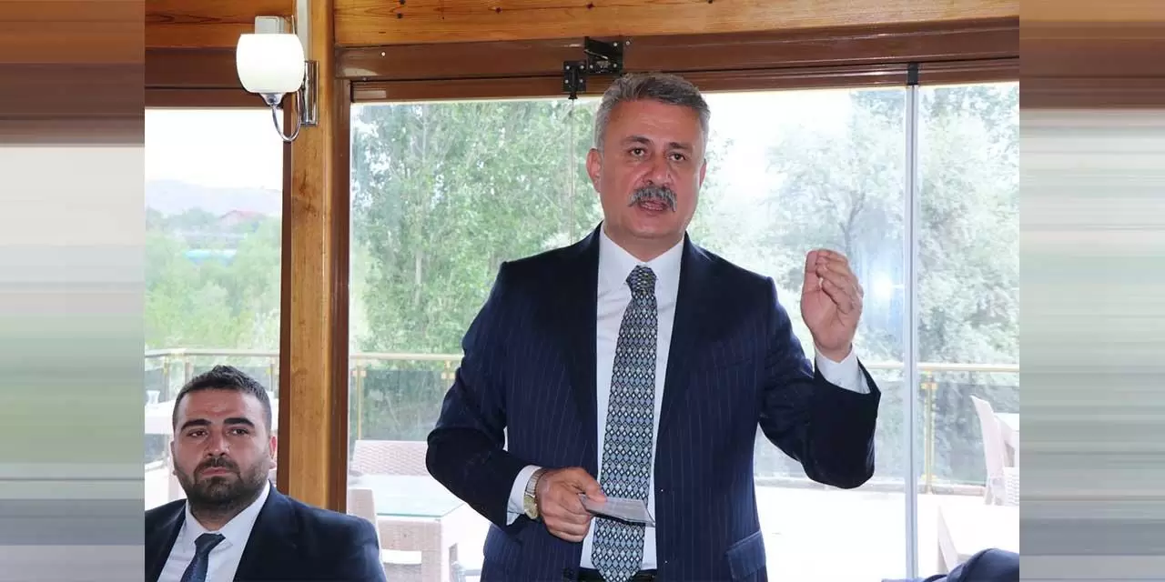 ahmet-sungur-yahsihanin-borcunu-acikladi-2.webp