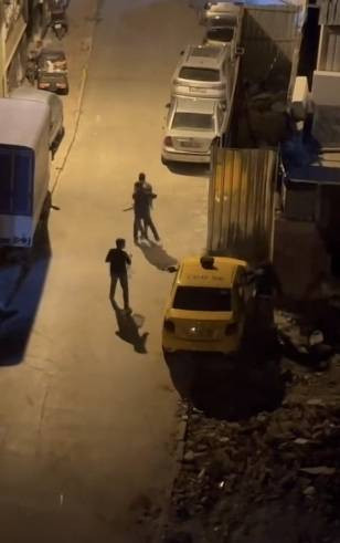 İstanbul’da su kavgası! Sokağı meydan savaşına çevirdiler