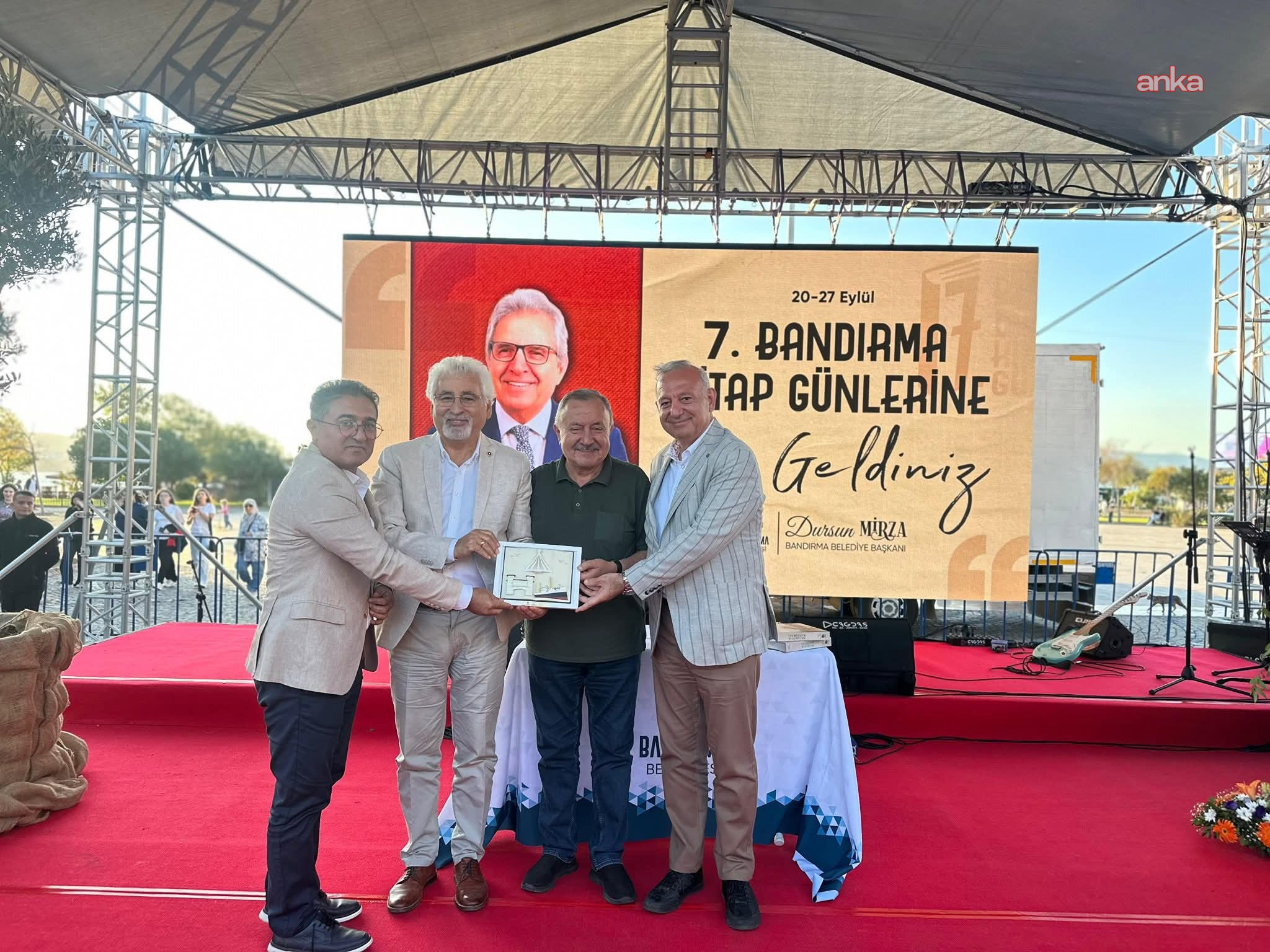 7-bandirma-kitap-gunleri-basladi-yenicag-17.jpg