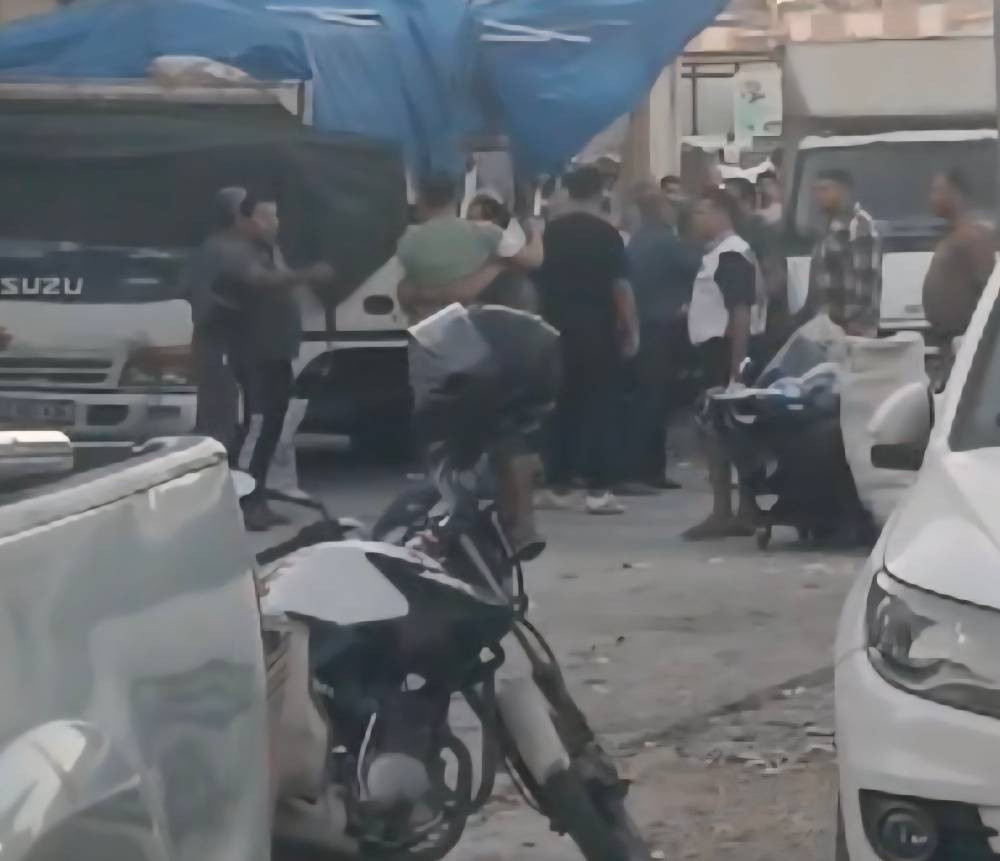 Hatay’da pazarcılar kavgası kanlı bitti