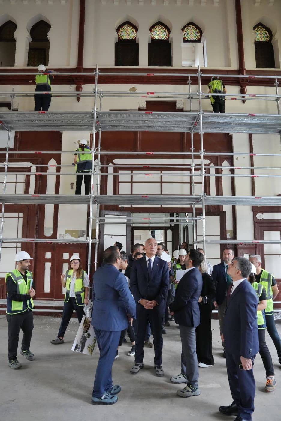 Otel yada AVM iddialarına son nokta! Sirkeci Garı ile ilgili Bakan Ersoy’dan net açıklama