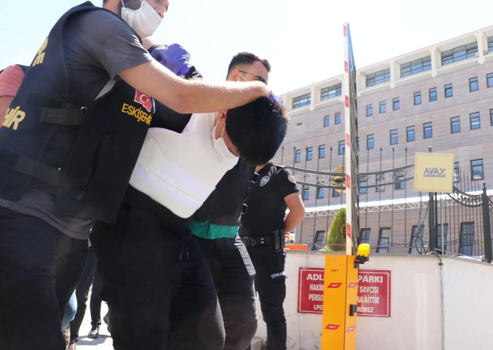 Eskişehir'de hücum yeleği giydi, 5 kişiyi yaraladı! Mahkeme kararını açıkladı: Ömrünün geri kalan kısmını cezaevine geçirecek