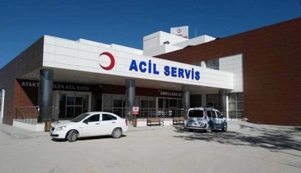 Hastanesi'nde zehirlenme! 78 personel acil servise koştu
