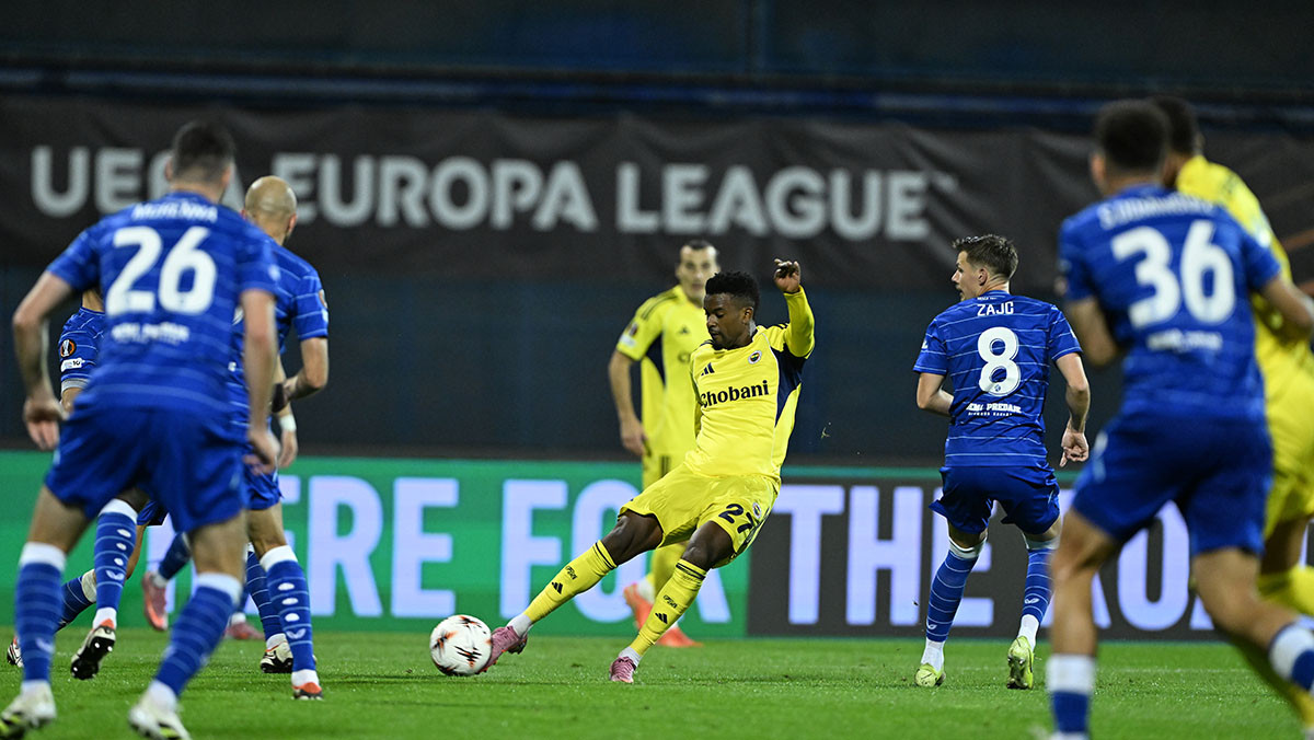 basliksiz-1-0003-aa-20250924-39218233-39218226-dinamo-zagreb-fenerbahce.jpg