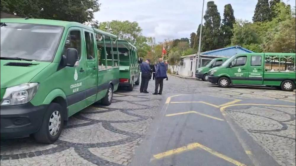 Edebiyat dünyasında acı kayıp! Yavuz Bülent Bakiler hayatını kaybetti