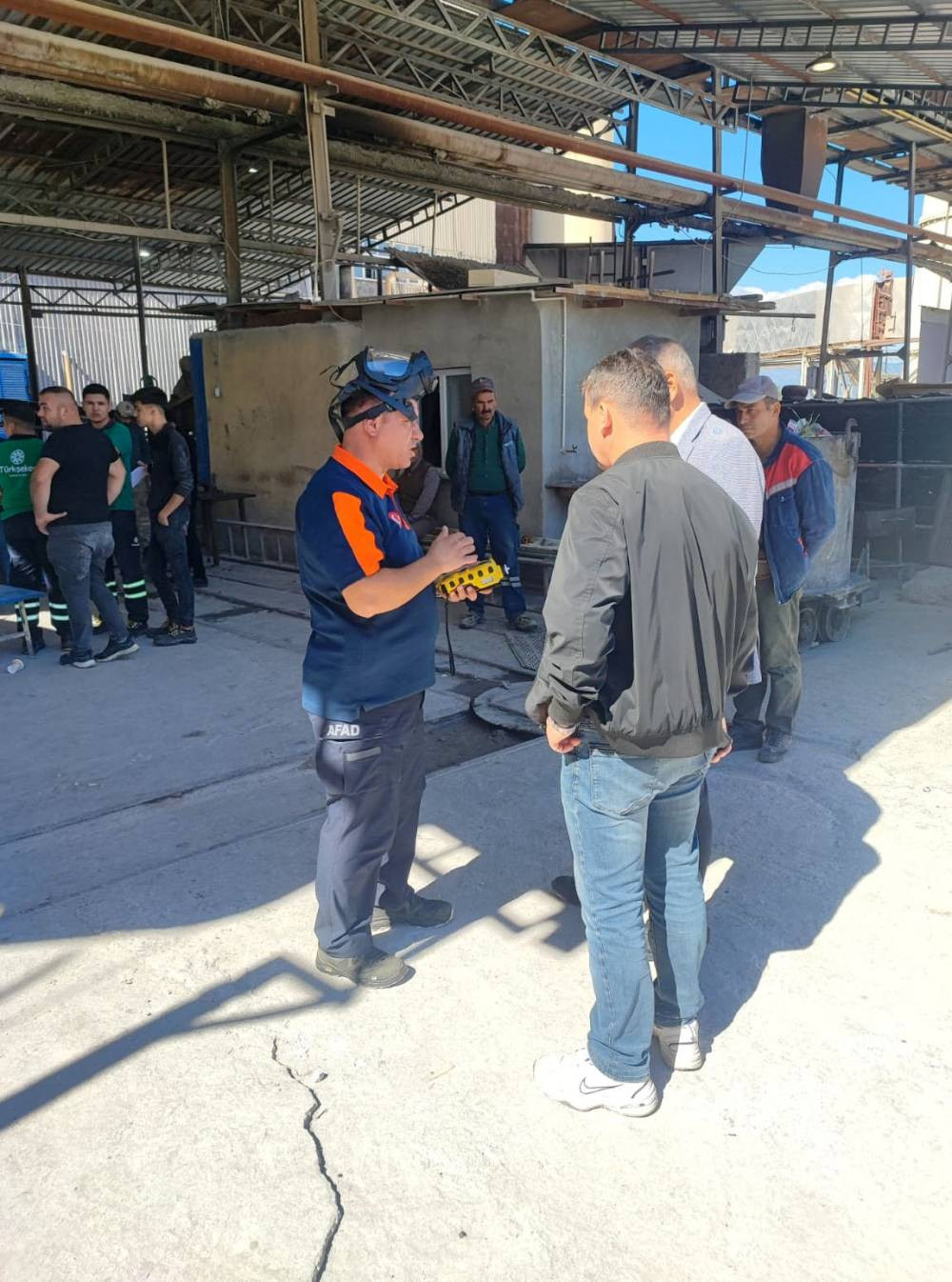 Burdur’da fabrikada zehirlenme! Çok sayıda işçi hastaneye kaldırıldı