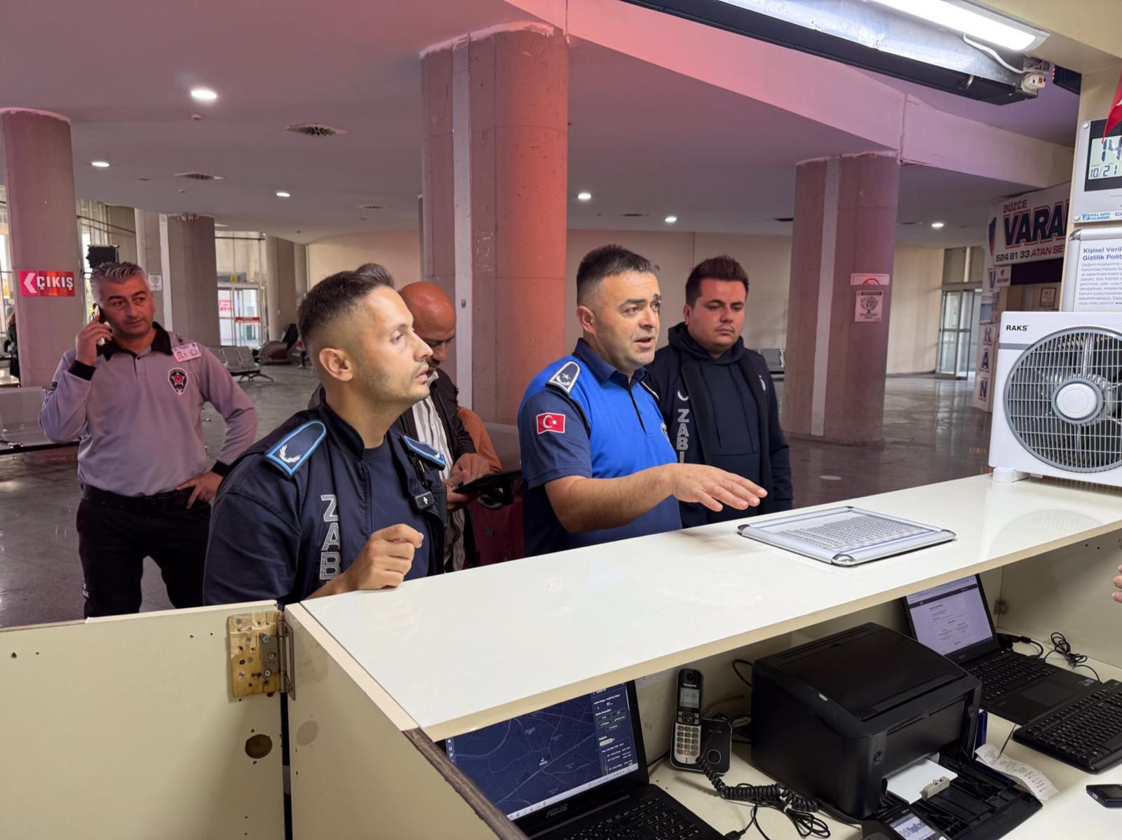 duzce-terminalinde-siki-denetim-firmalara-uyariyenicag-2.jpg