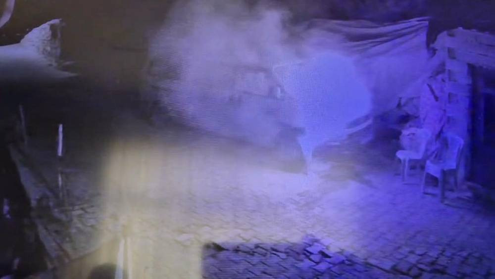 Isparta’da kan donduran olay! Evin önündeki bütün araçları kundakladı