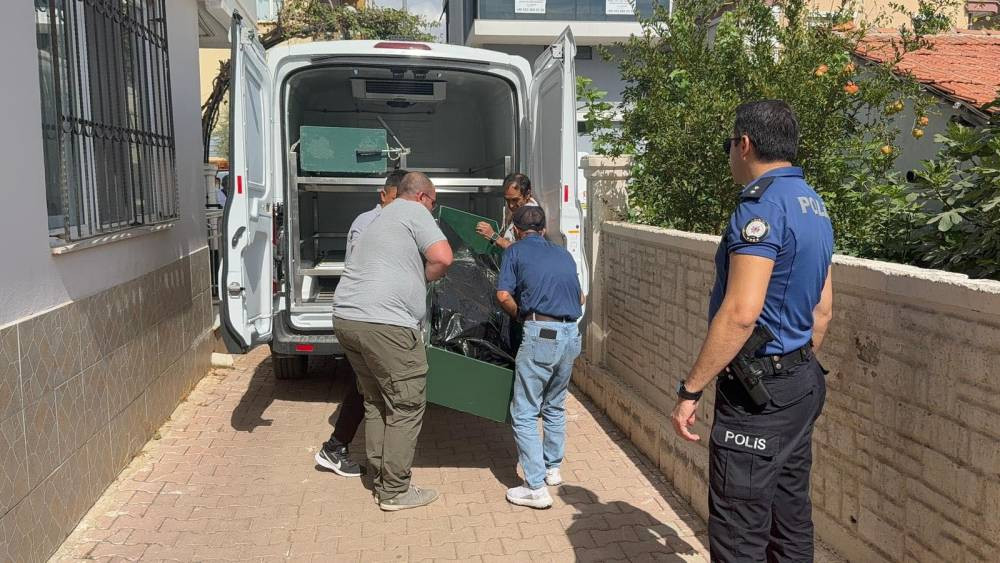 Kaldığı evde cansız bedeni bulundu! Derya cezaevinden yeni çıkmıştı