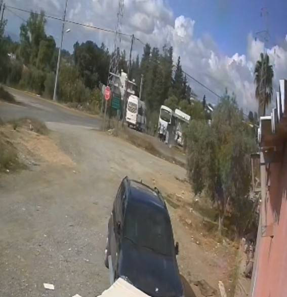 Okul servisiyle bir midibüs çarpıştı! 7 öğrenci hastaneye kaldırıldı