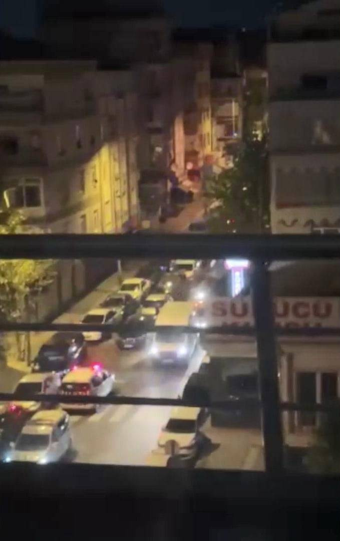 Bahçelievler’de film gibi soygun! Kuyumcunun kepenklerini kırdılar: 3 kilo altını alıp gittiler