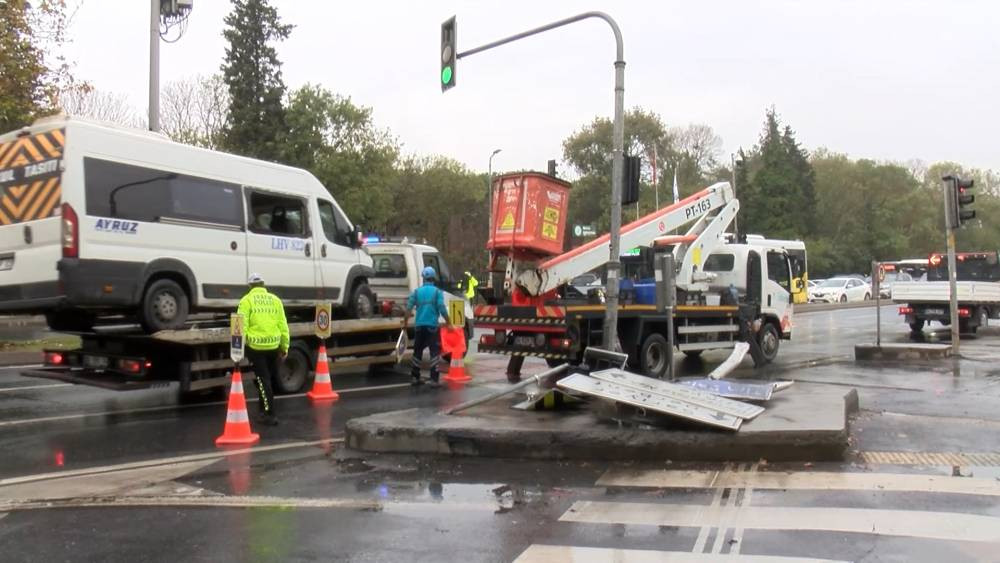 Sarıyer’de servis kazası! Yaralılar var: Bölgeye ekipler sevk edildi