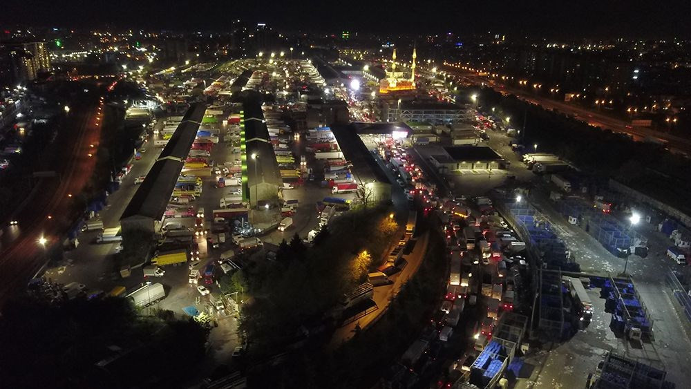 4 günlük kısıtlama bitti uzun kuyruklar oluştu - Resim : 6