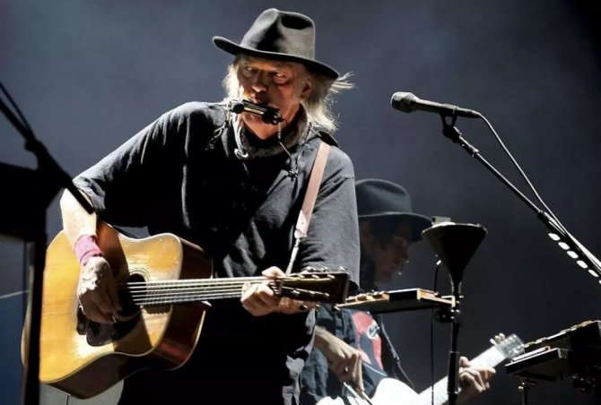 neil-young2.jpg