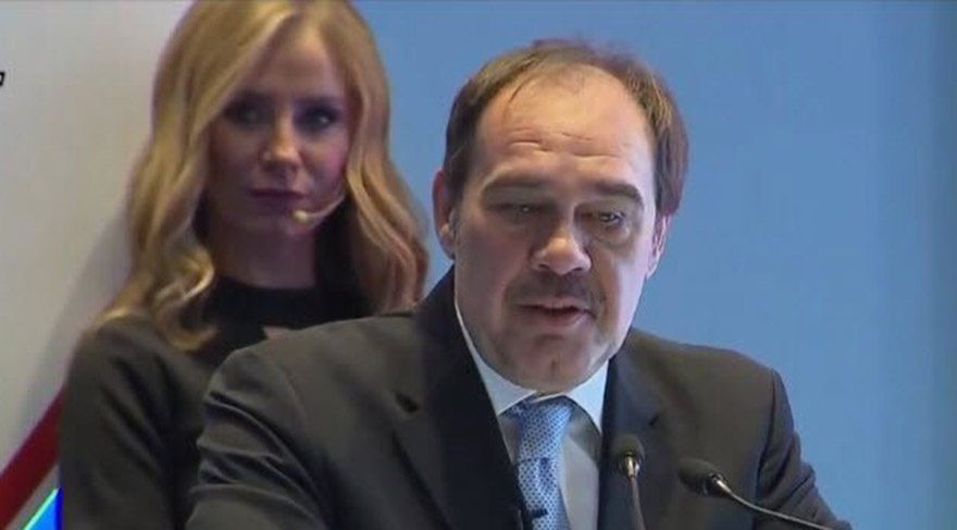 Demirören’in bıyıkları sosyal medyayı salladı - Resim : 2